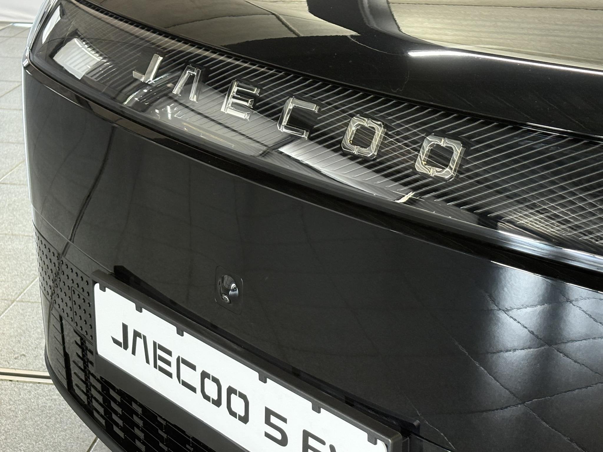 Jaecoo 5 EV Exclusive 61 kWh, 12 maanden, 402 km, 1250 kg, Zwart