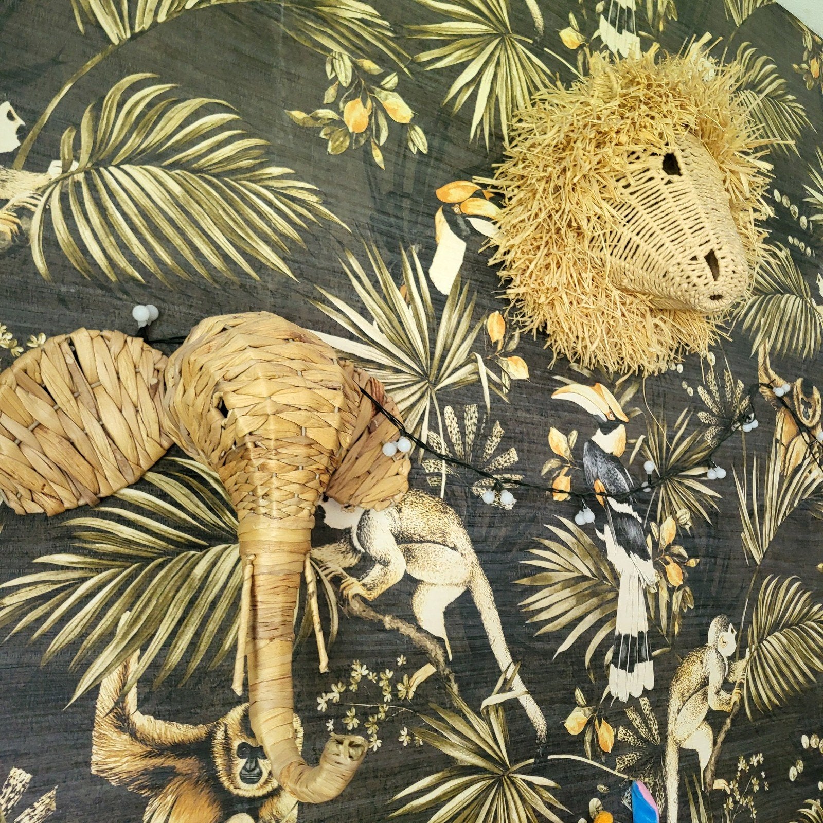 Rotan decoratie: Leeuw en Olifant (set van 2), Huis en Inrichting, Woonaccessoires | Overige, Ophalen, Gebruikt, Boho, Natuurlijk materiaal