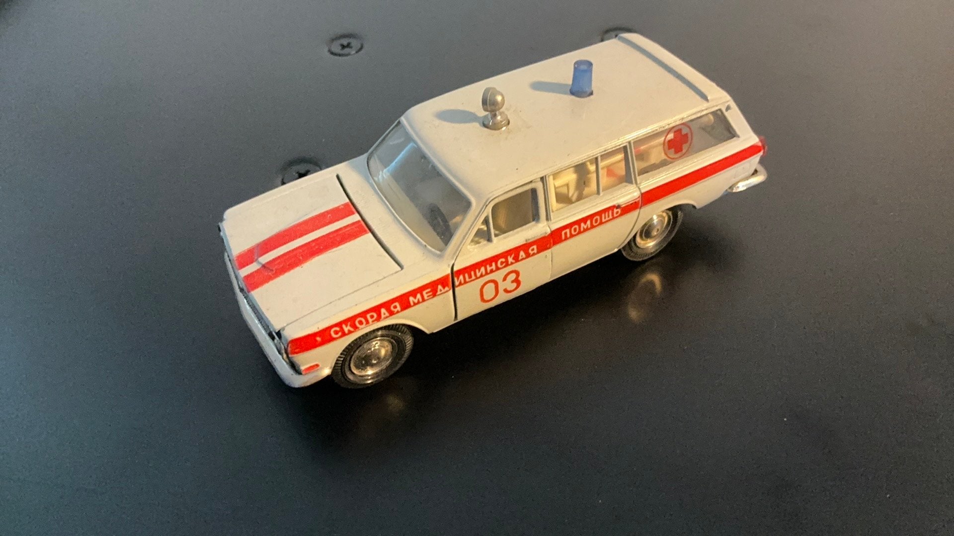 USSR ambulance., Ophalen of Verzenden, Zo goed als nieuw, Auto, Overige merken
