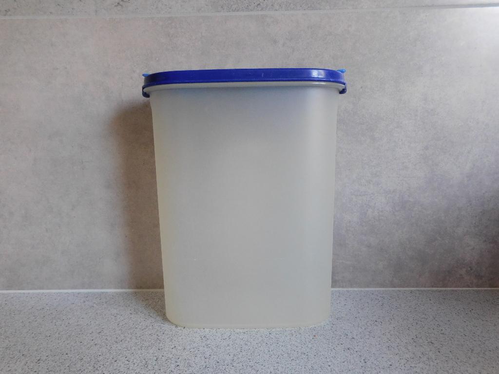 Tupperware Ruimtespaarder 2,3 Ltr. Blauw, Ophalen of Verzenden, Zo goed als nieuw, Blauw, Overige typen