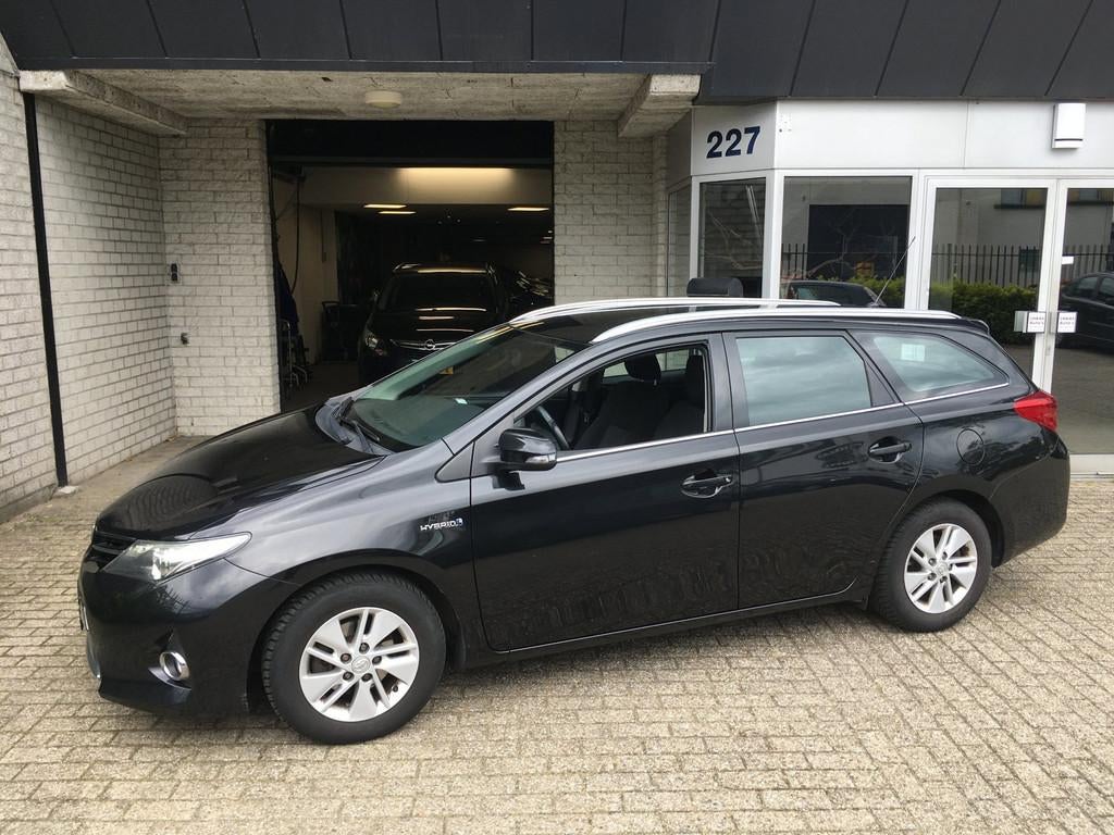 Toyota Auris Touring Sports 1.8 Hybrid Aspiration / CAMERA /, Euro 5, Stof, Gebruikt, Zwart