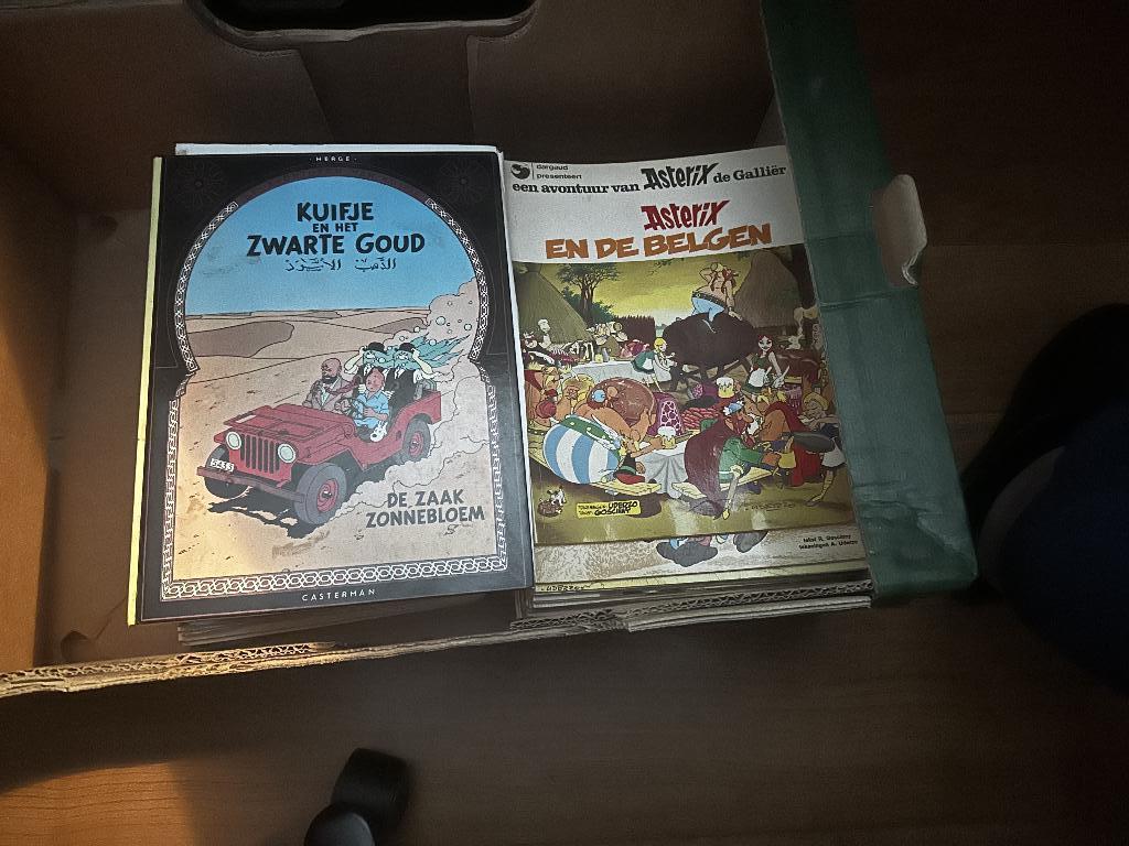 Stripboeken , Astrix,Kuifje .Suske ,Rooie Oortjes  125 stuk, Diverse, Meerdere stripboeken, Ophalen, Gelezen