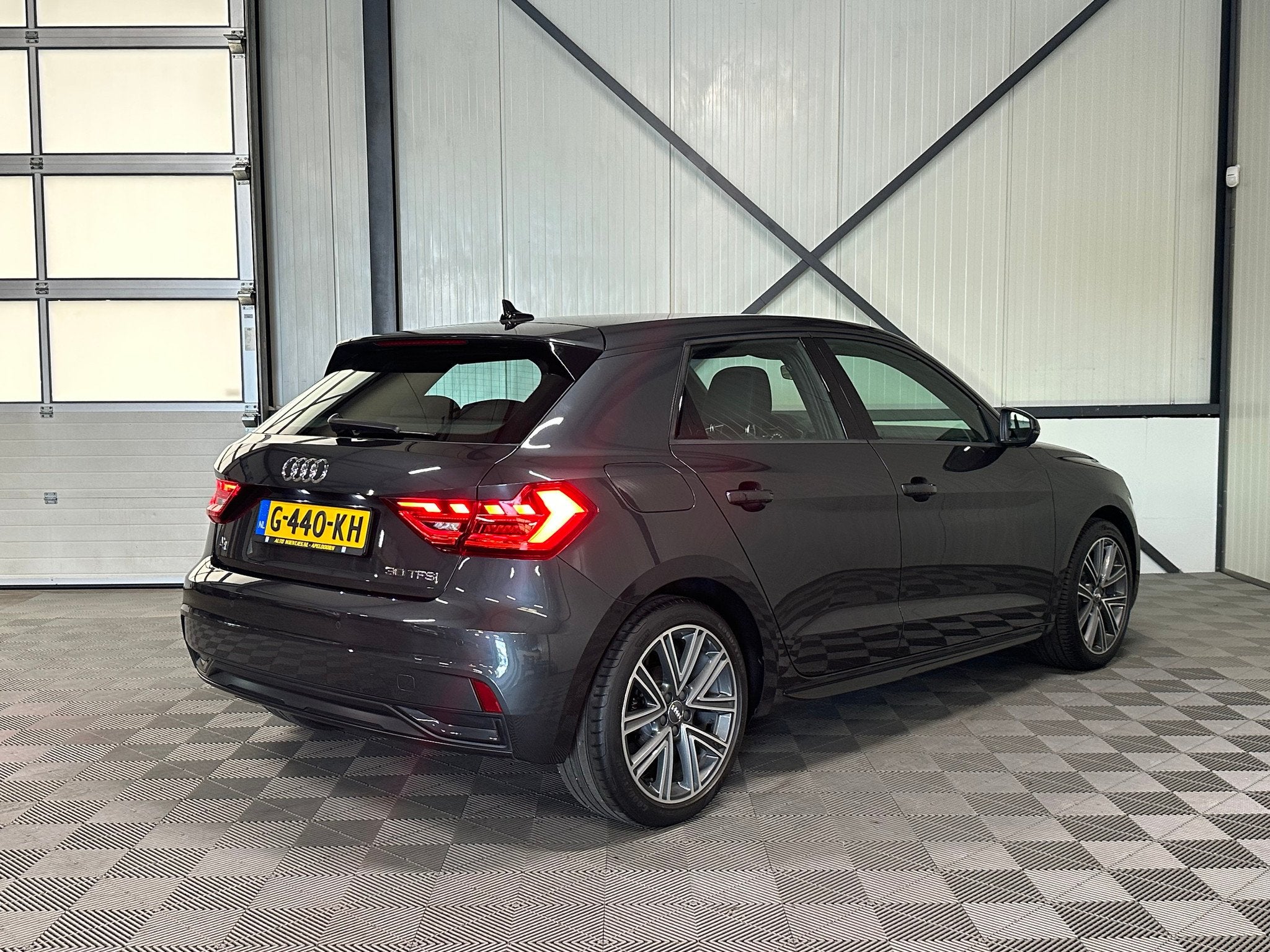 Audi A1 Sportback 30 TFSI 85kw | Epic Advanced | Airco-Ecc |, Auto's, Voorwielaandrijving, Euro 6, Origineel Nederlands, Bedrijf