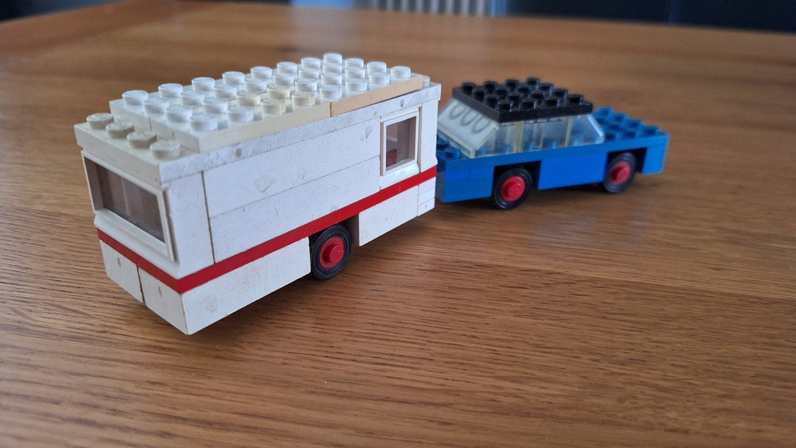 Vintage LEGO auto met caravan, Ophalen of Verzenden, Gebruikt, Overige merken