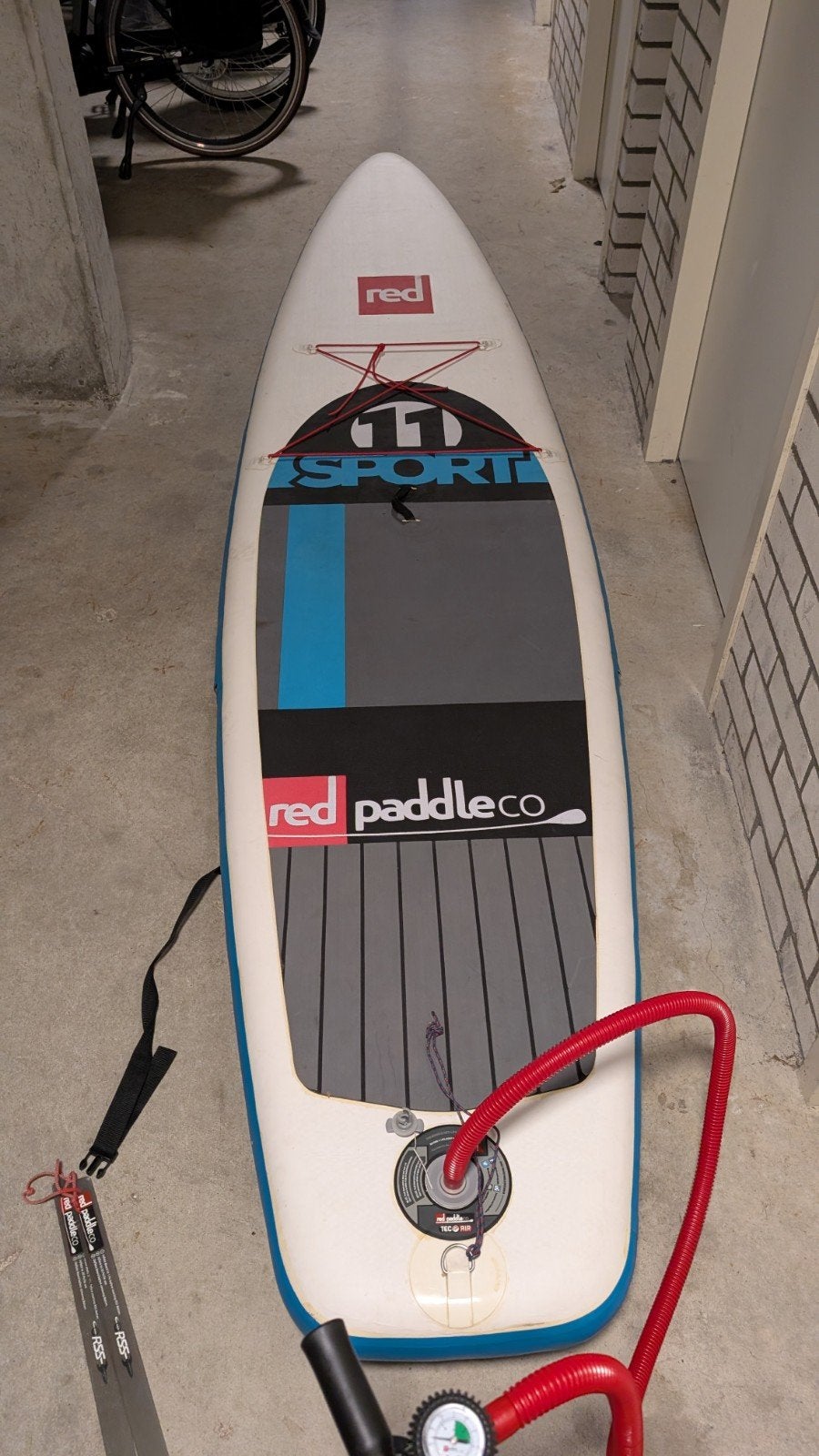 Red Paddle Co 11'0" Sport SUP-board met accessoires, Watersport en Boten, Suppen, Ophalen, Gebruikt, SUP-boards