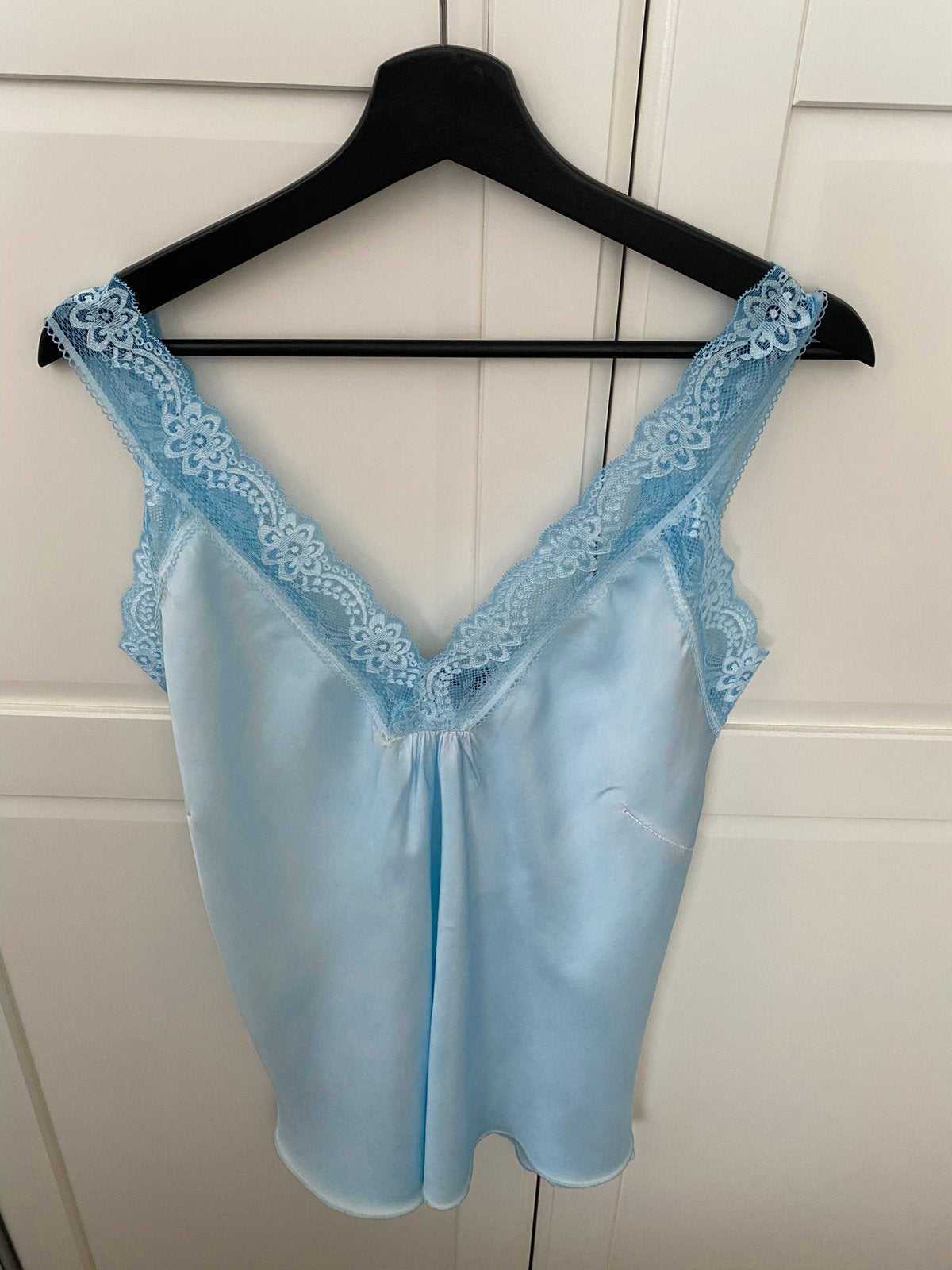 Ambika top lichtblauw met kant, Kleding | Dames, Maat 38/40 (M), Blauw, Ophalen of Verzenden, Zo goed als nieuw
