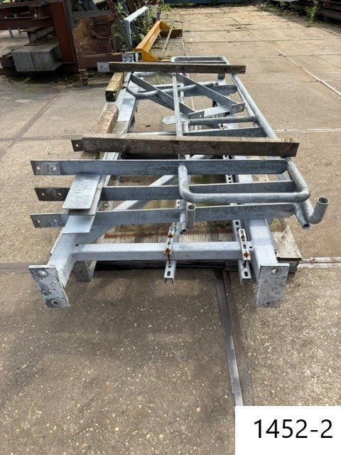 1452. IJzeren trappen / trap / noodtrap / bordes / manbak, Ophalen, Gebruikt, Trap, 2 tot 4 meter