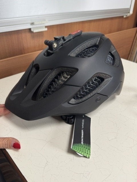 Fietshelm met mogelijkheid camerabevestiging, Ophalen, M, Nieuw, Bontrager