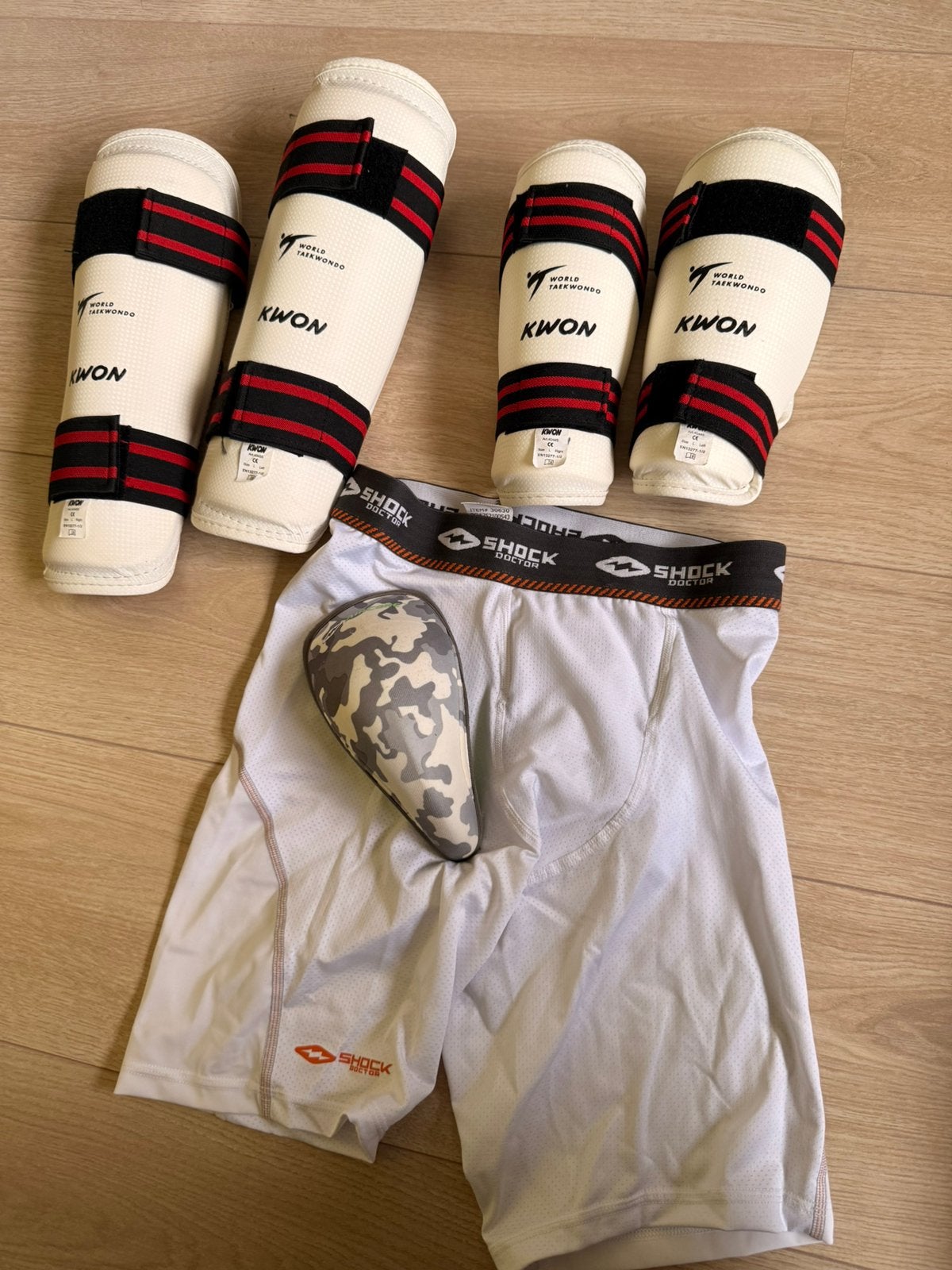 ZGAN!! KWON taekwondo bescherming, Maat XS of kleiner, Ophalen, Zo goed als nieuw, Taekwondo