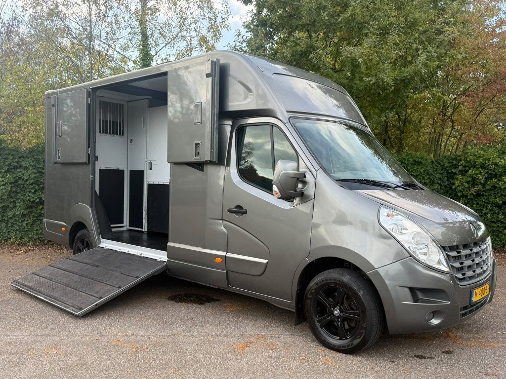 Renault Master MTM 2011 Hengsten Paardenwagen Horsetruck, Dieren en Toebehoren, Overige materialen, Gebruikt, Overige typen, Ophalen of Verzenden