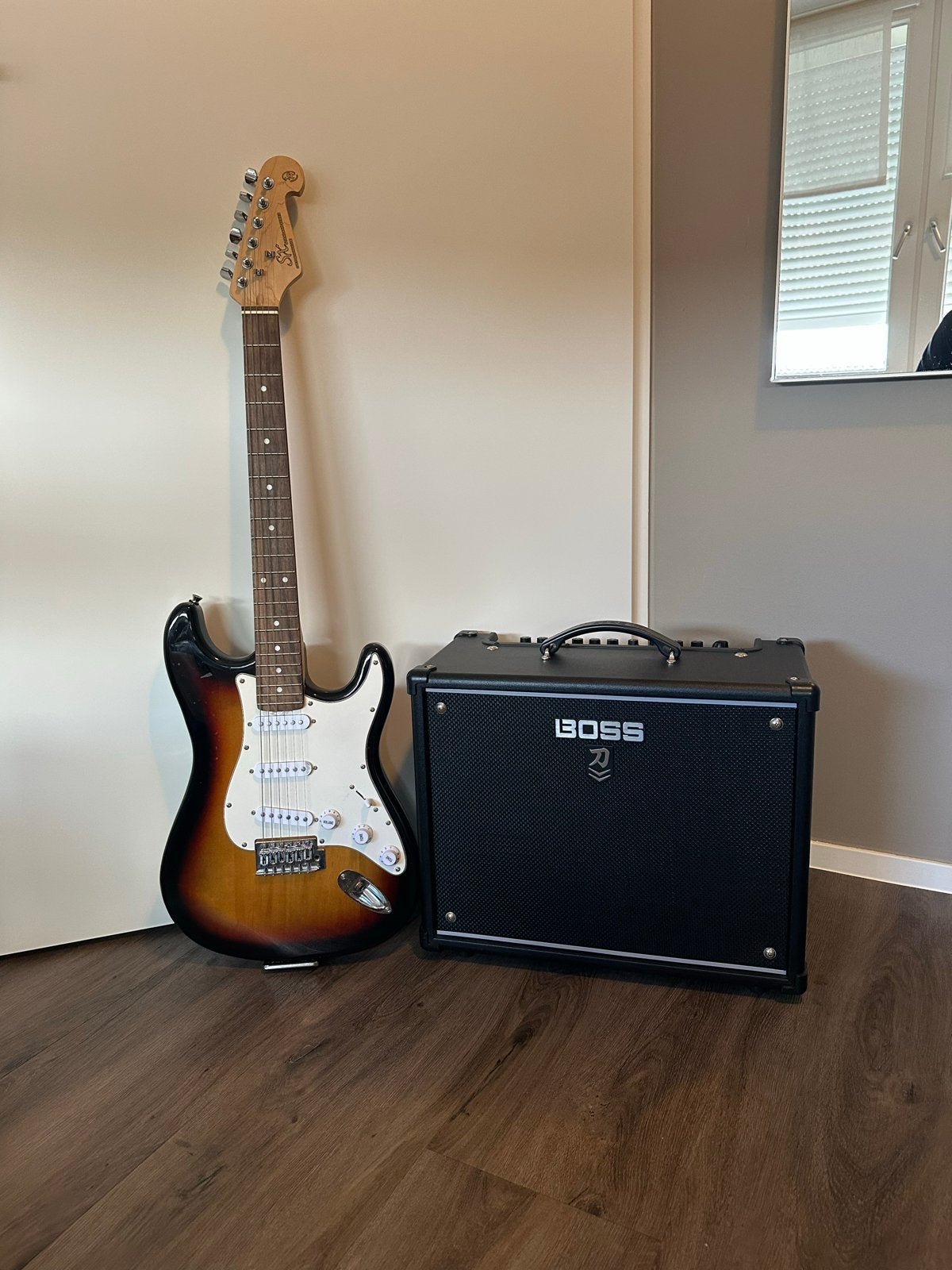 Gitaarset (met boss katana 50), Ophalen, Fender, Met versterker, Zo goed als nieuw
