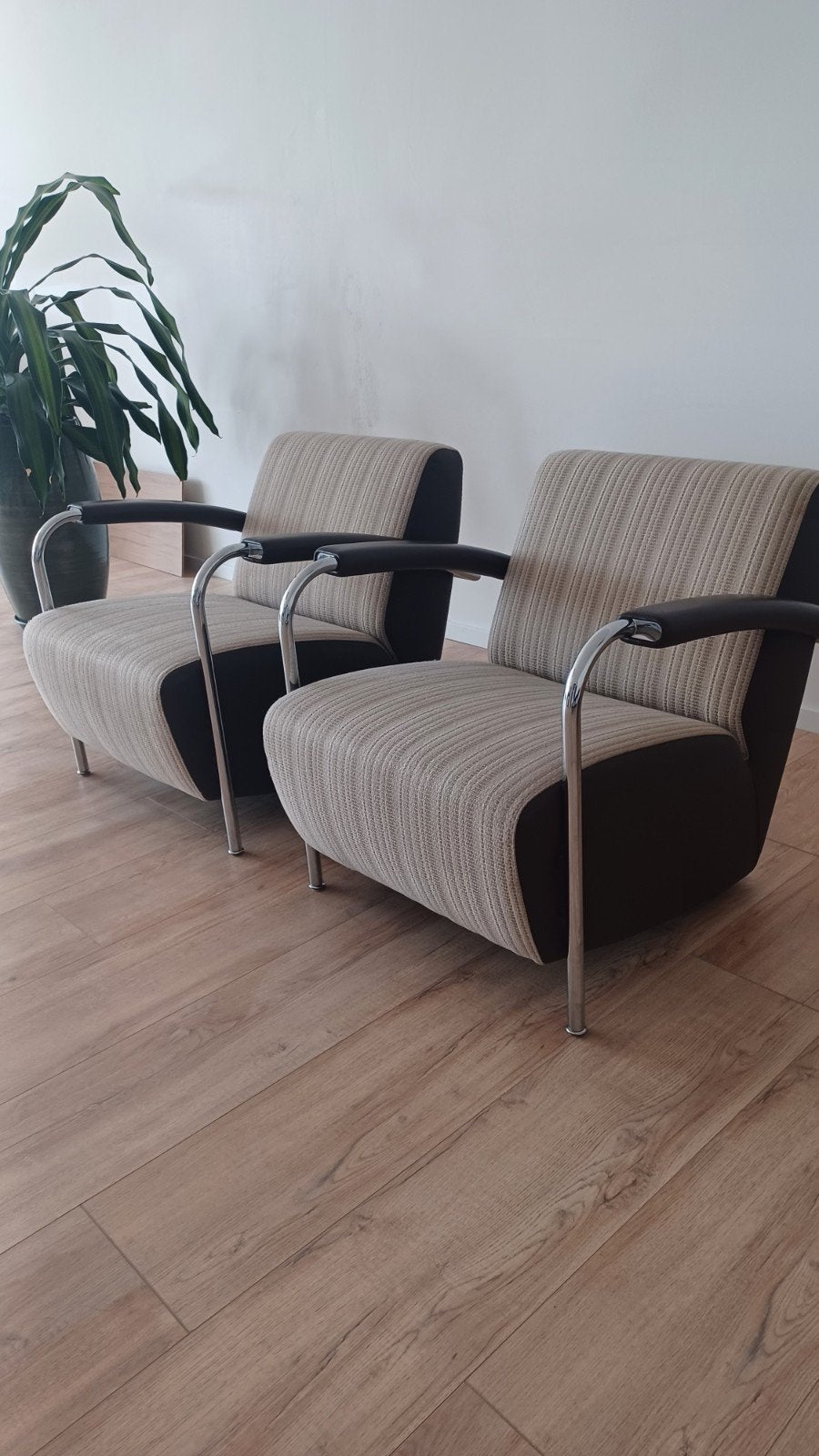 Leolux Scylla fauteuils in goede staat, Huis en Inrichting, Gebruikt, 75 tot 100 cm, Ophalen of Verzenden, Stof
