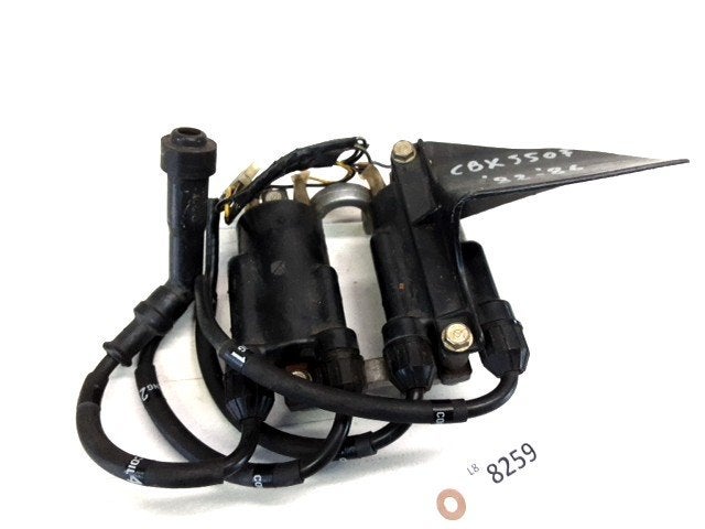 CBX550F 1982 - 1986 Honda Bobijn bougiekop D1-51701