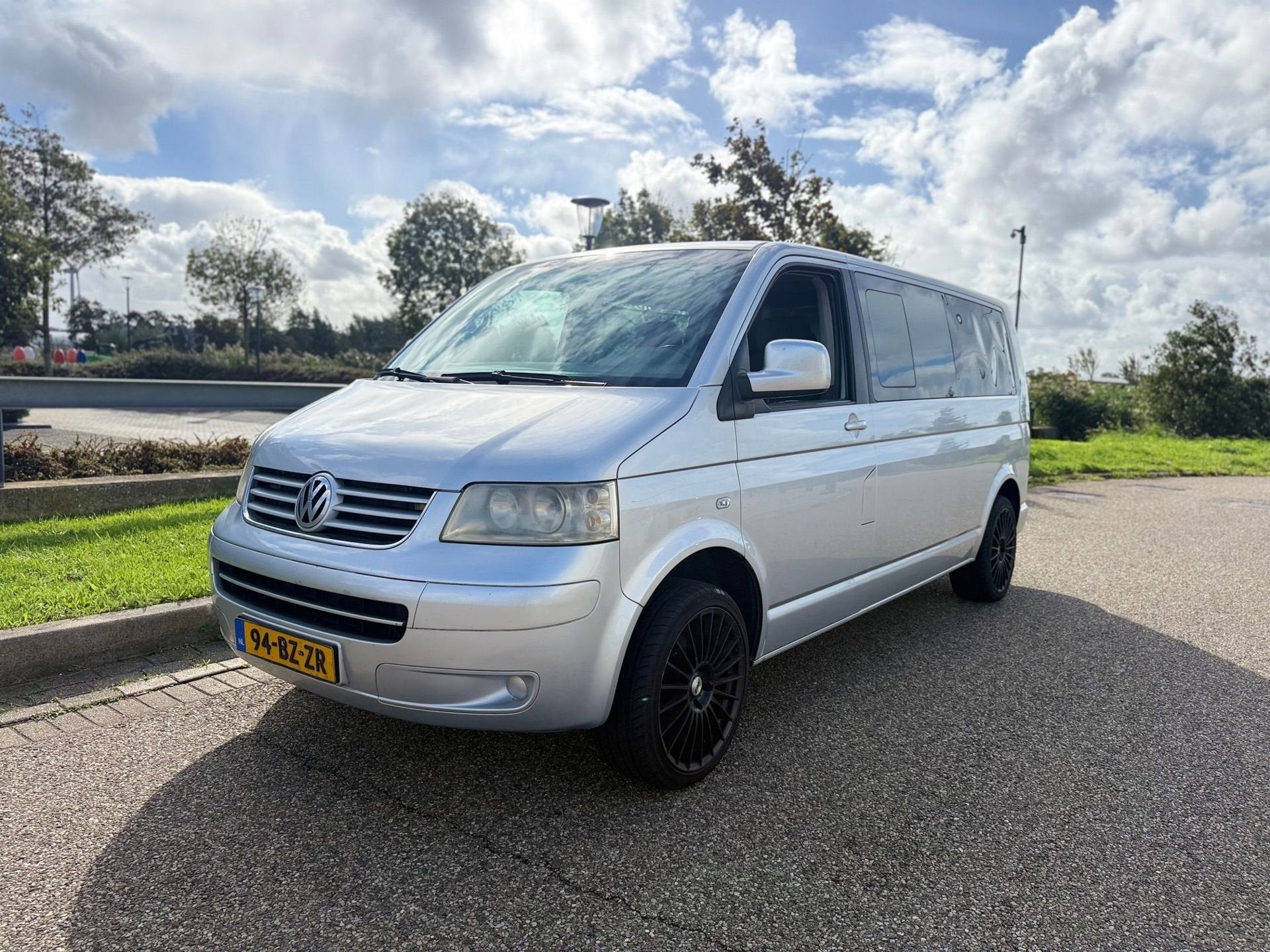 Volkswagen Transporter 2.5 TDI 340 Highline DC Caravelle * A, Voorwielaandrijving, Stof, Gebruikt, Volkswagen