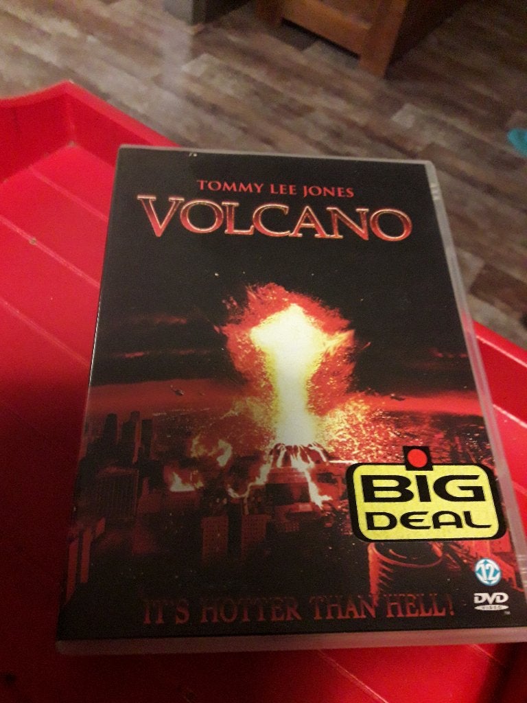 Volcano DVD - Actiethriller met Tommy Lee Jones  (Z152-105), Engels, Actiethriller, Nederlands, Inclusief doosje