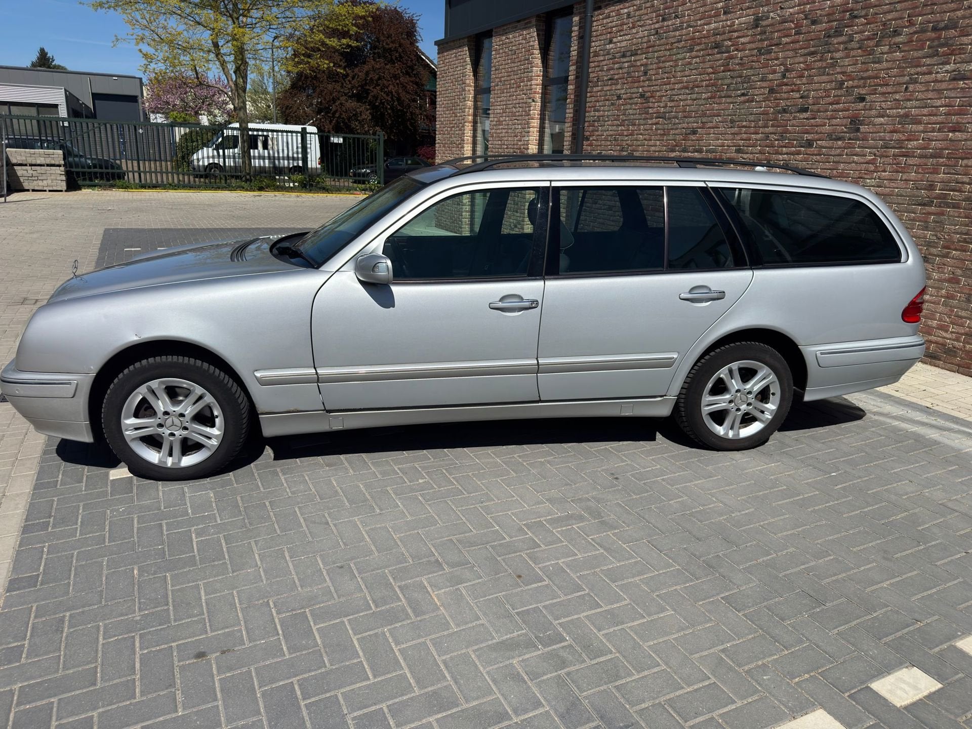 Mercedes-Benz E-klasse Combi 280 Elegance 4-Matic, Auto's, Automaat, Gebruikt, Leder, Vierwielaandrijving