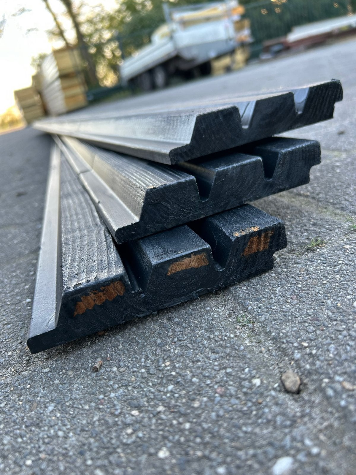 Zwarte thermisch gemodificeerde houten planken Modiwood, 25 tot 50 mm, Nieuw, Ophalen of Verzenden, Plank