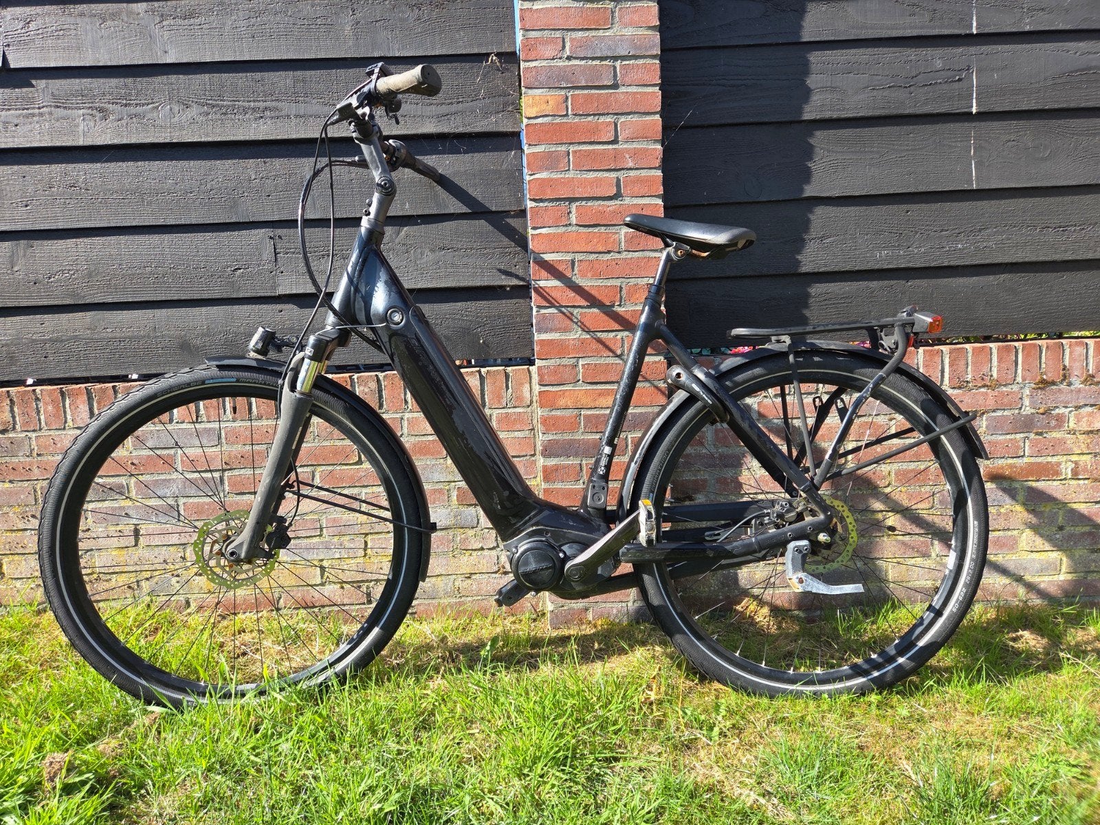 Elektrische fiets Giant Daily Tour - Reparatie nodig, Fietsen en Brommers, Ophalen, Gebruikt, Minder dan 30 km per accu