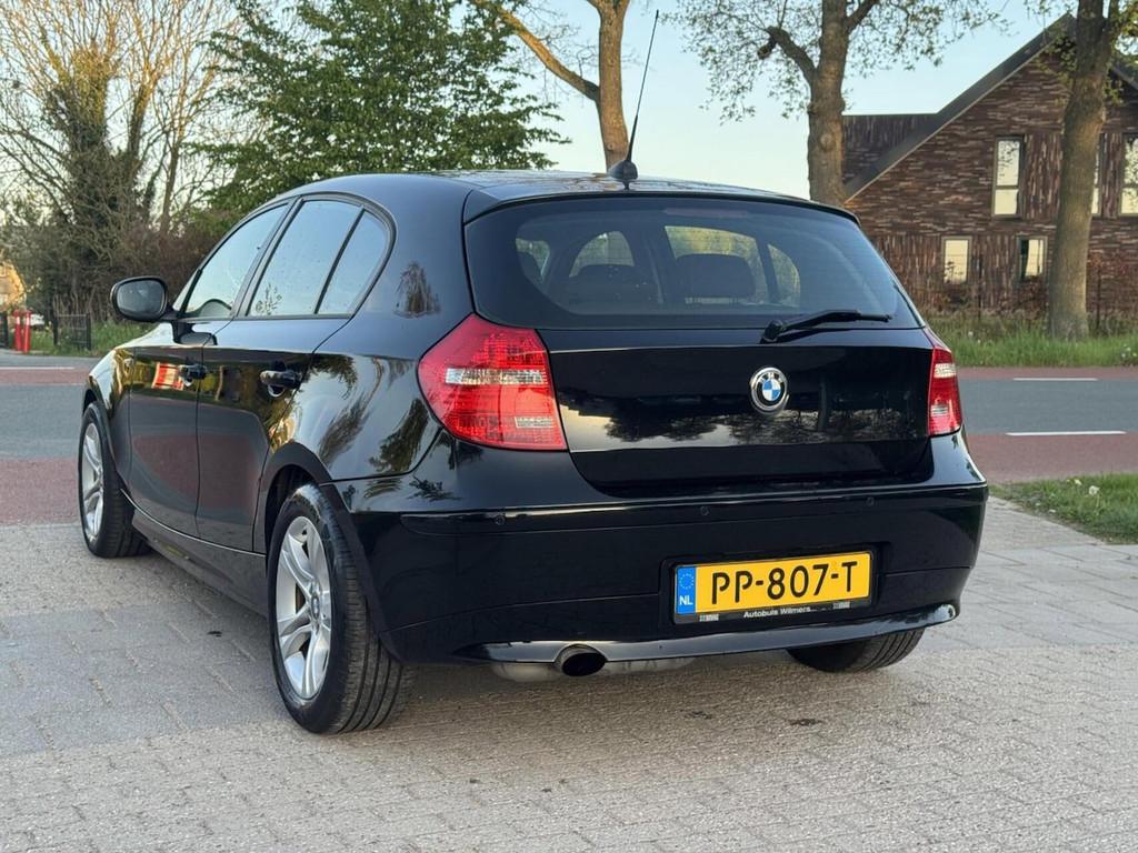 BMW 1-serie 116i Business Line Sport AIRCO CRUISE PSENSOR, 1-Serie, Achterwielaandrijving, 4 cilinders, 4 stoelen