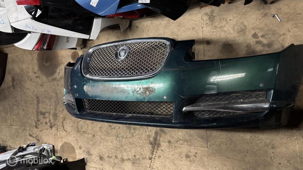 Voorbumper groen Jaguar XF X250 ('08-'15), Ophalen, Gebruikt, Voor, Bumper