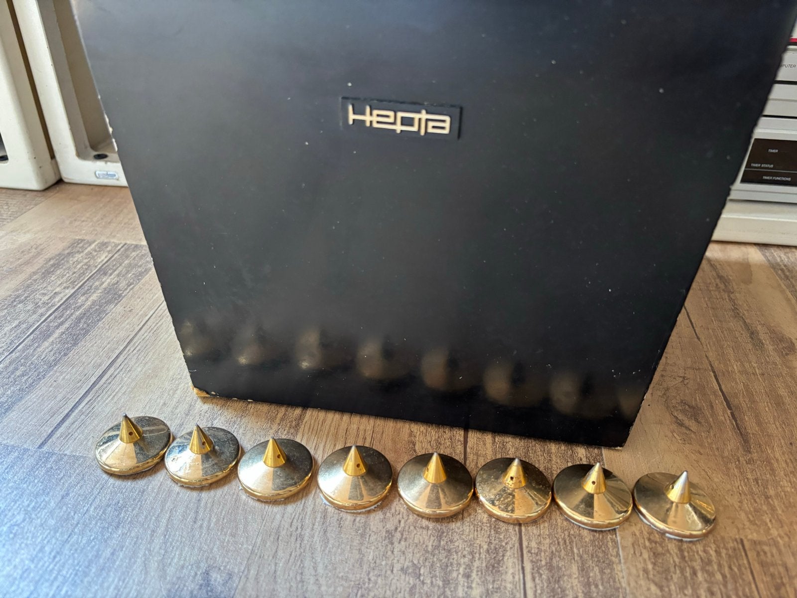Gouden Spikes voor Luidsprekers - Set van 8, Overige merken, Gebruikt, Inclusief standaarden, Overige typen
