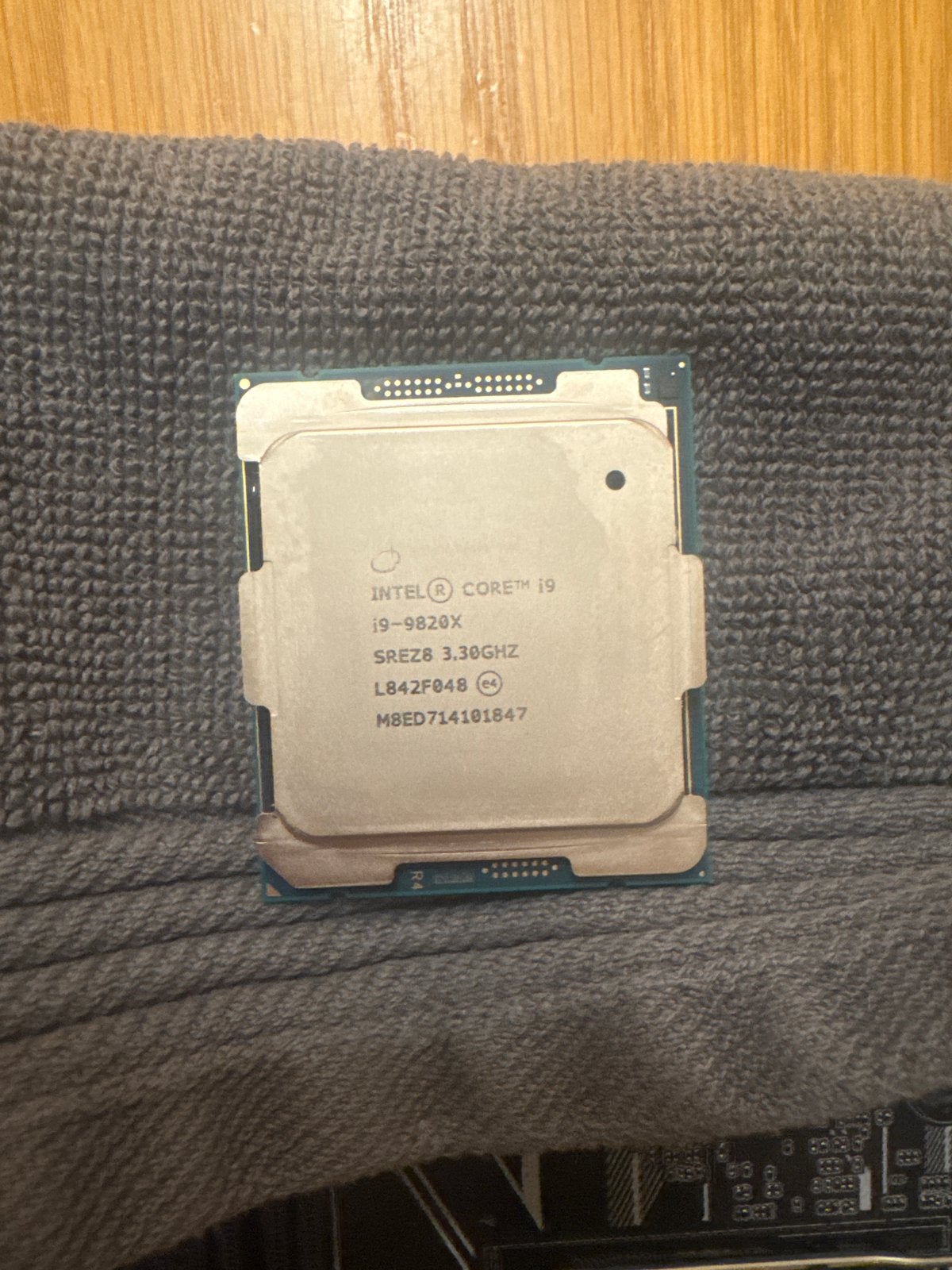 Intel Core i9-9820X Processor - 3.30 GHz, Computers en Software, Ophalen, Gebruikt, 10-core, 3 tot 4 Ghz