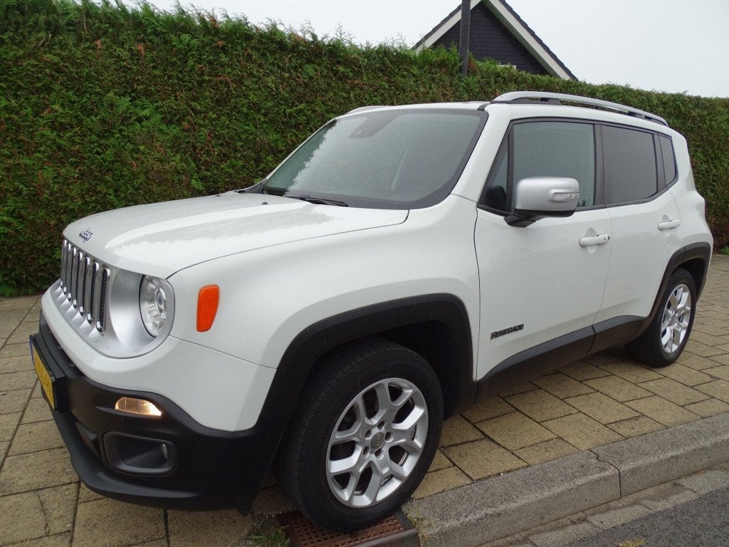 Jeep RENEGADE 1.4 M.AIR FREEDOM-Cruise-Blth-Navi-Usb/Aux, Auto's, Voorwielaandrijving, Gebruikt, 4 cilinders, Met garantie (alle)