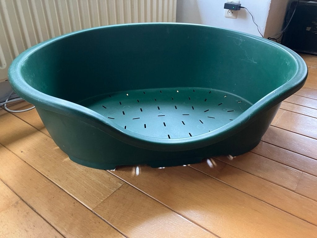 groene kunststof Perla hondenmand, Ophalen of Verzenden, Gebruikt, Overige