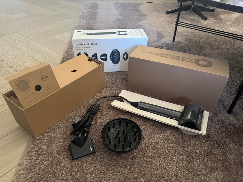Dyson supersonic, Ophalen of Verzenden, Nieuw, Föhn of Haardroger