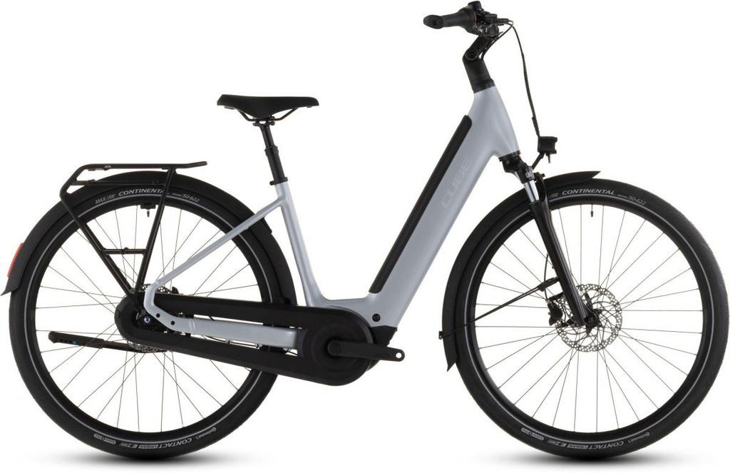 CUBE SUPREME HYBRID COMFORT ONE 600 FOGGREY/REFLEX Lage inst, -, - 0
-, NL, Nieuw, 51 tot 55 cm