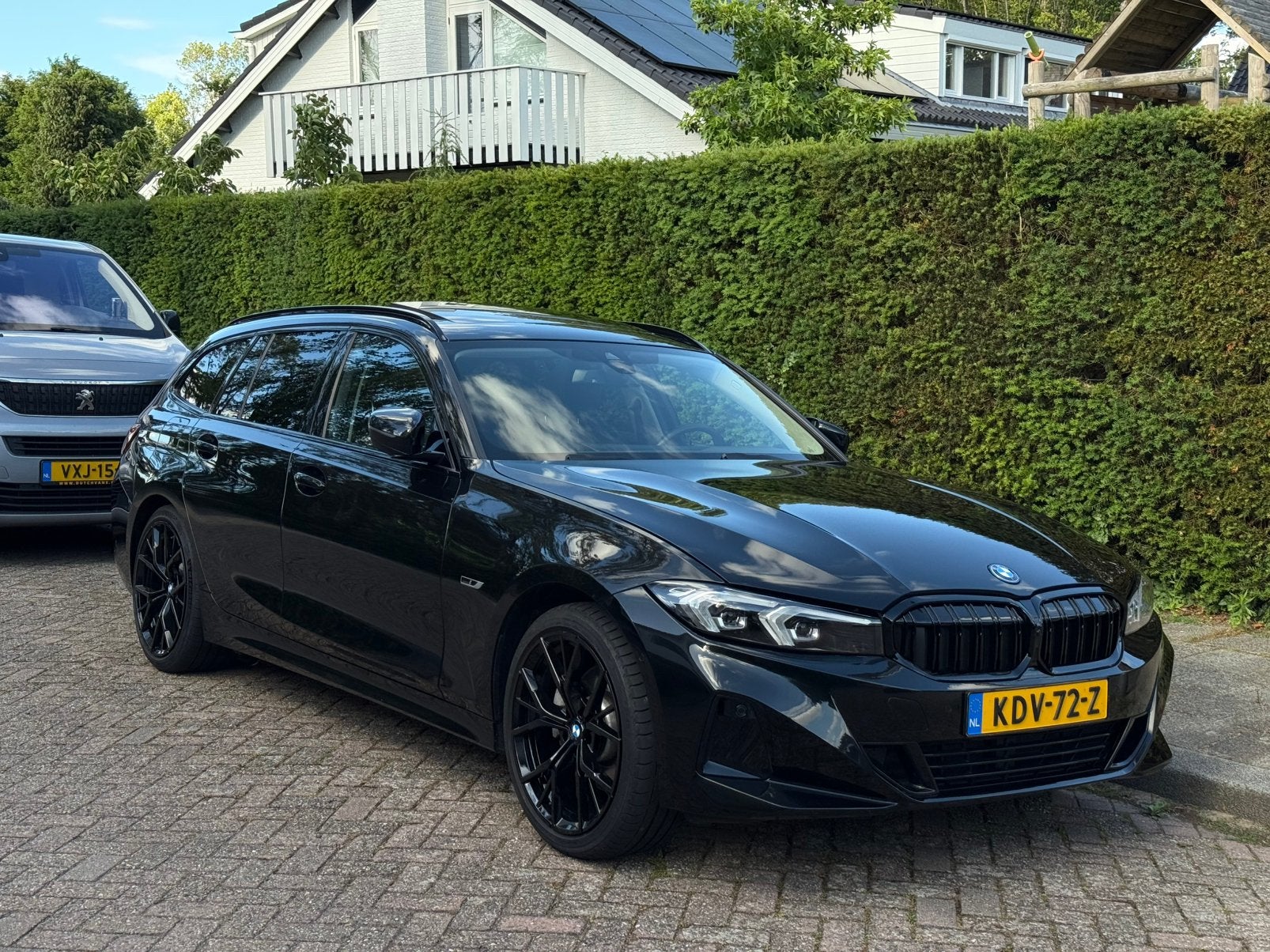 BMW 3-Serie 320e LCI | sport | pano | leder | facelift | cam, Auto's, BMW, Particulier, 3-Serie, Achteruitrijcamera, Adaptieve lichten