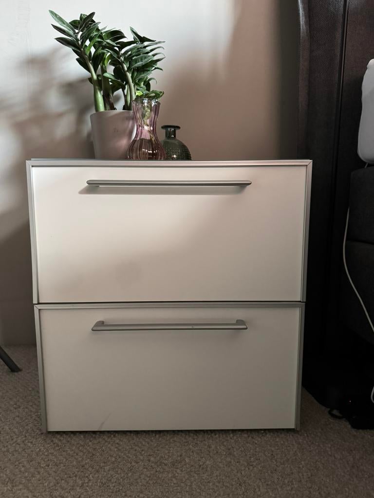 Nachtkastje, Ophalen, Gebruikt, Minder dan 45 cm, Minder dan 55 cm