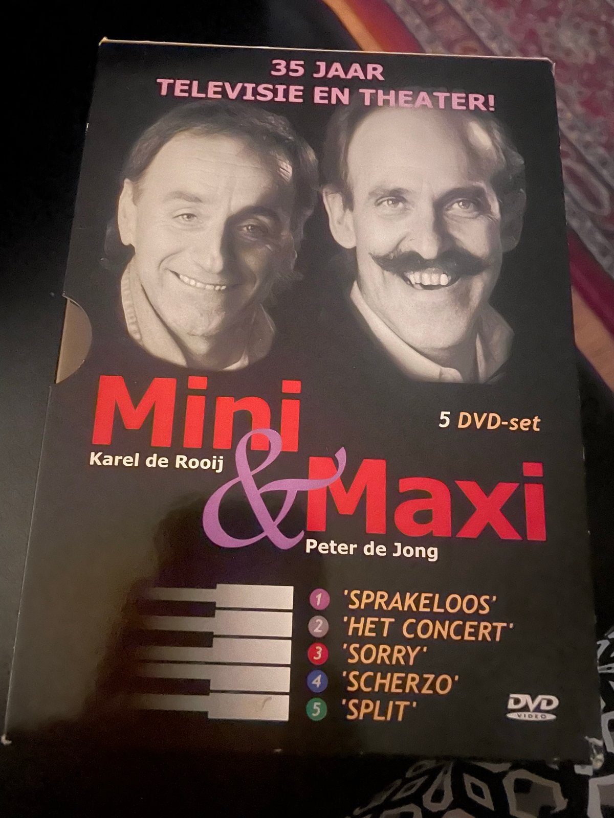 Mini & Maxi - 35 Jaar Televisie en Theater (5 DVD Boxset), Alle leeftijden, Ophalen of Verzenden, Gebruikt, Komedie