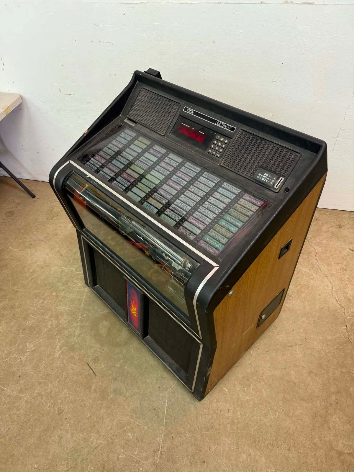 PRE-SALE DEAL: NSM CITY 4 jukebox, Verzamelen, NL, Zo goed als nieuw, 1970 tot heden, Nsm