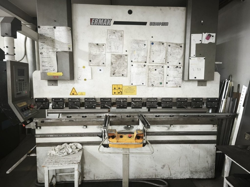 Pressbrake Ermak CNC HAP 2680, Ophalen, Gebruikt, Metaal, Machine
