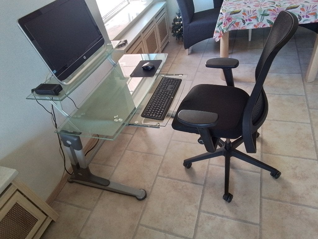 Bureau, Huis en Inrichting, Ophalen, Demontabel, Zo goed als nieuw, Computerbureau