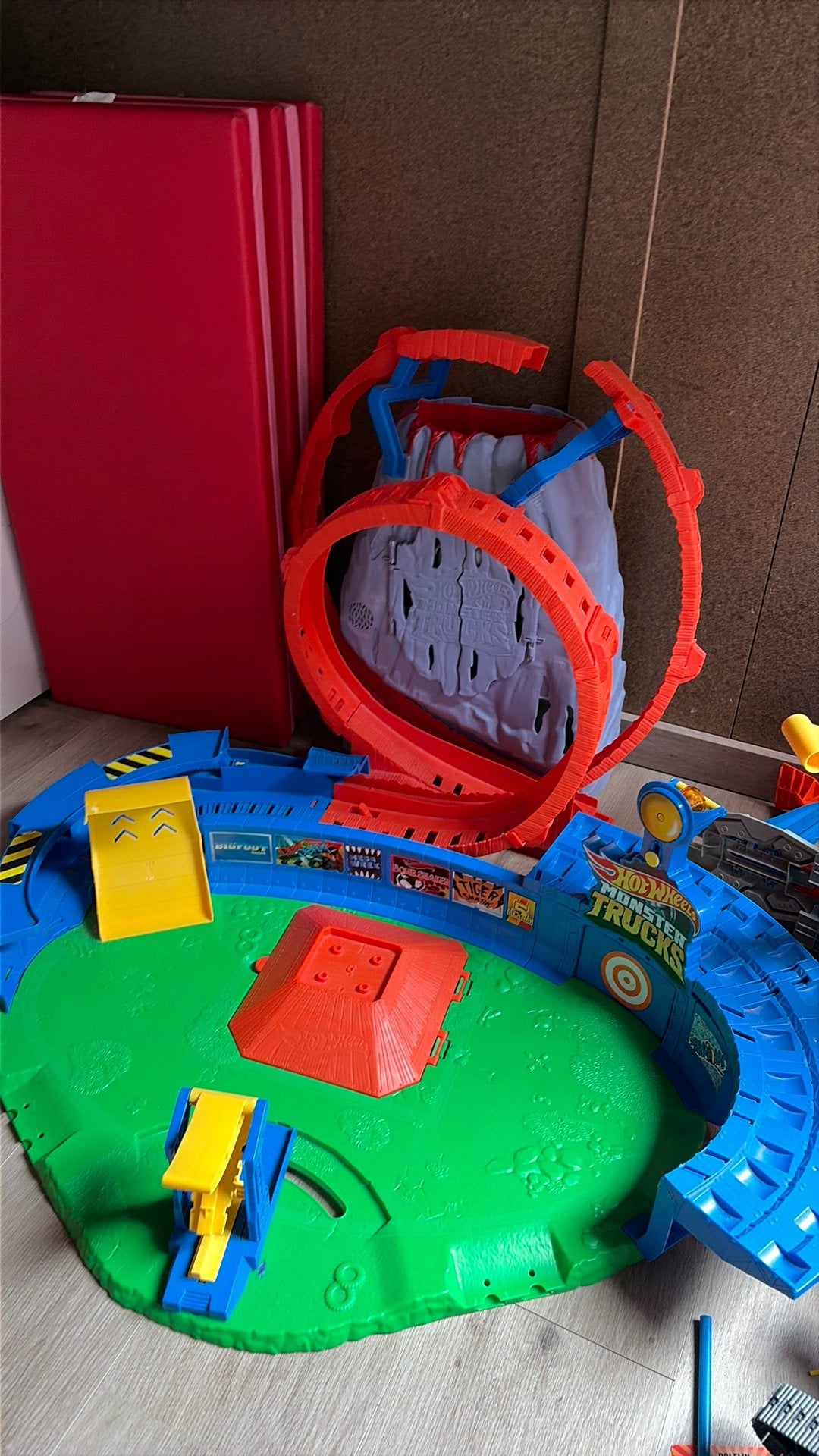 Hot wheels baan, Ophalen, Zo goed als nieuw, Handmatig, Hot Wheels