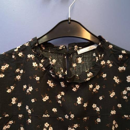 Aaiko top / blouse zwart + bloemetjes France mt XL nr 39355, Kleding | Dames, Aaiko, Aaiko, ., Zwart