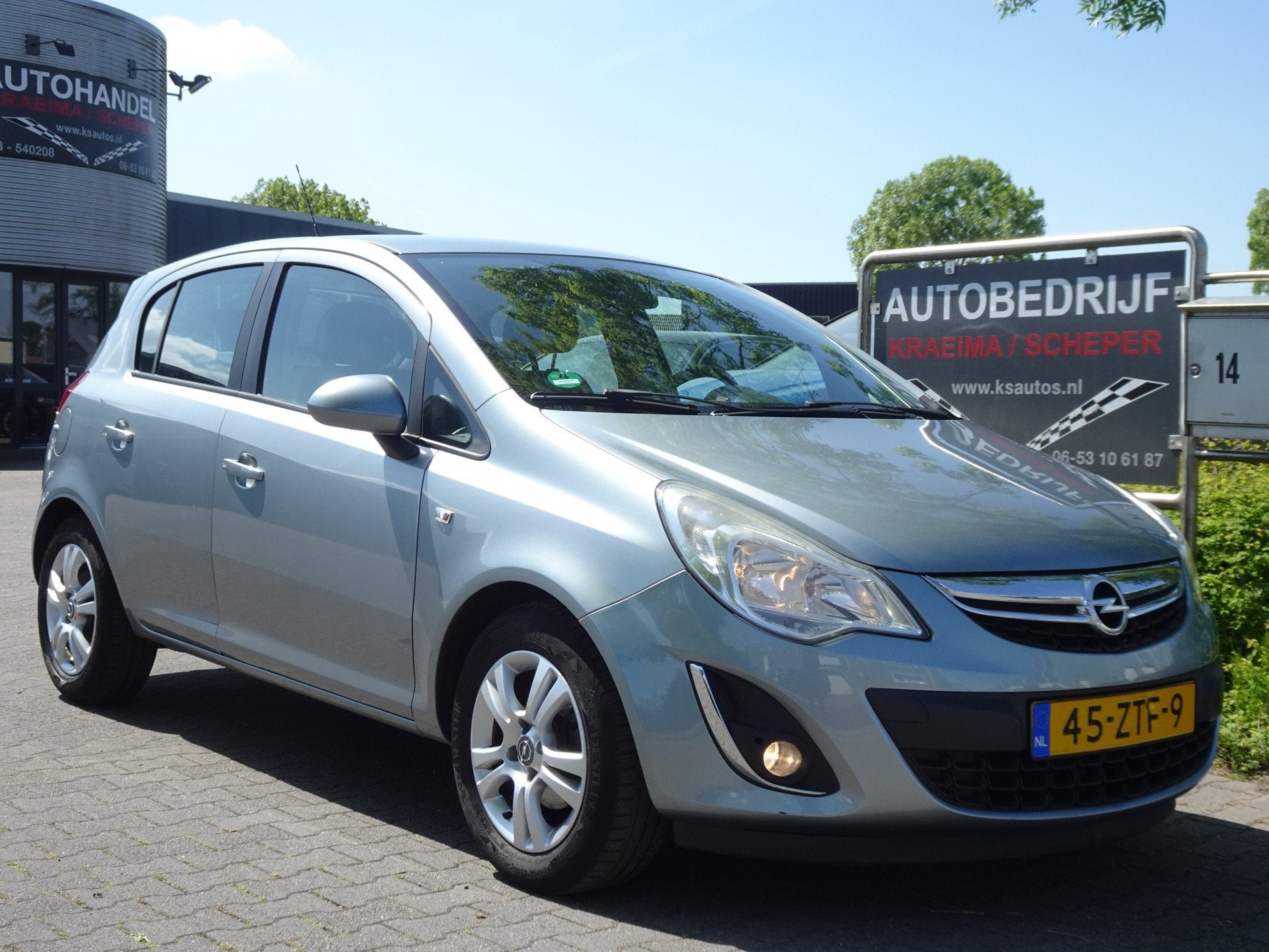 Opel Corsa 1.4-16V 5-Drs (bj 2013), Auto's, Voorwielaandrijving, Euro 5, Gebruikt, 4 cilinders