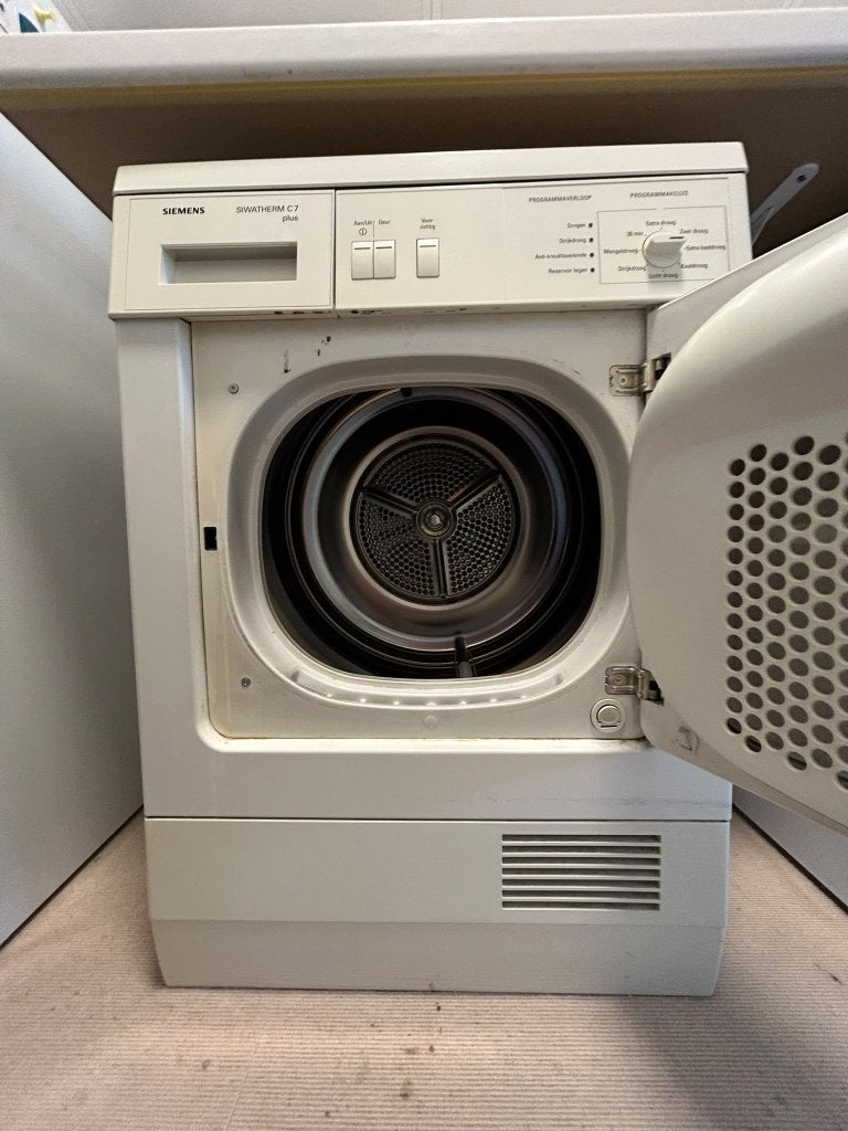 Siemens Condensdroger, Ophalen, 6 tot 8 kg, Gebruikt, Minder dan 85 cm