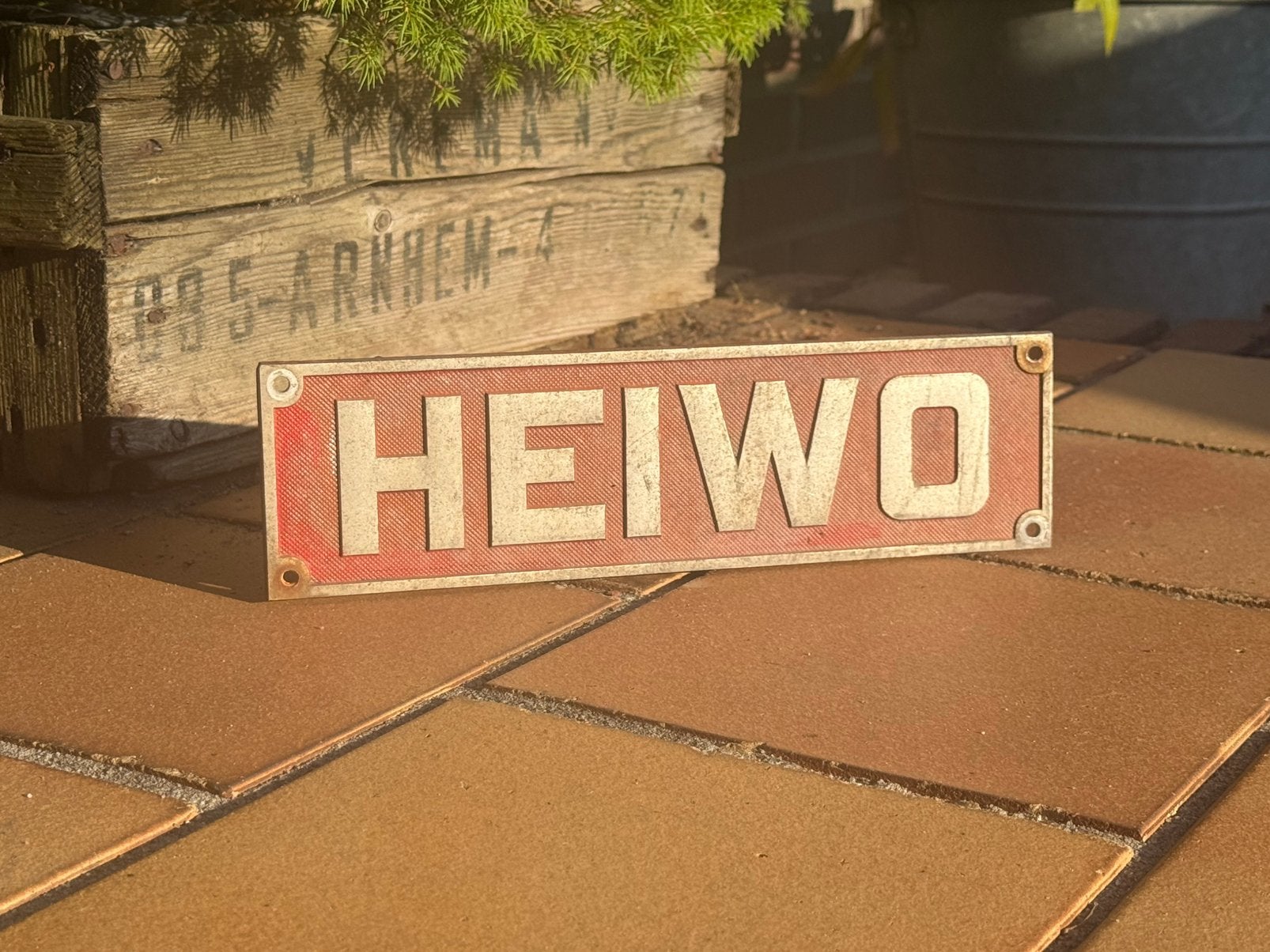 Oude Heiwo carosserie bouw reclamebord  wolvega maasdijk, Ophalen of Verzenden, Gebruikt, Reclamebord