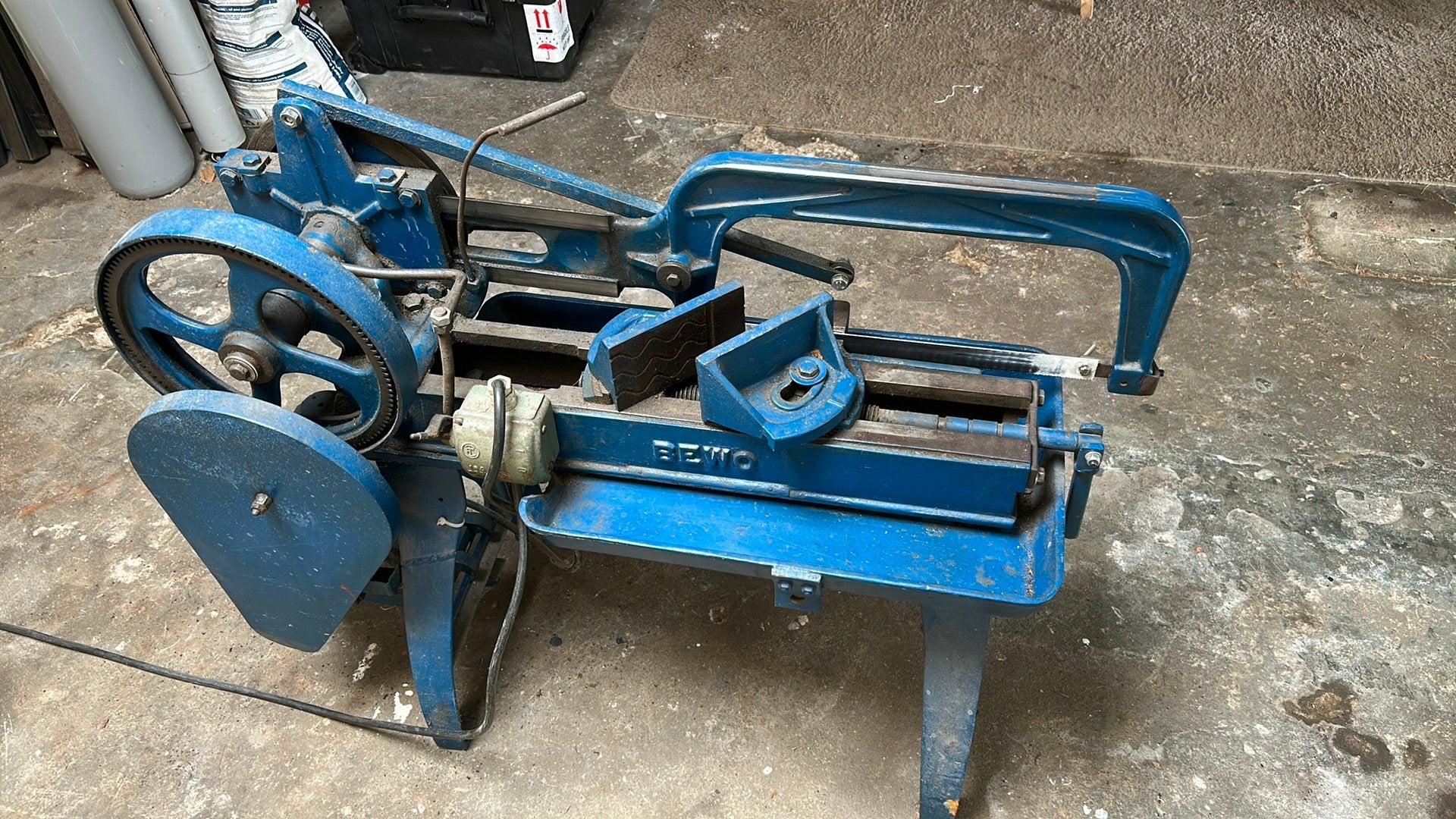 Zaagmachine, Ophalen, Gebruikt, 70 mm of meer, Overige typen