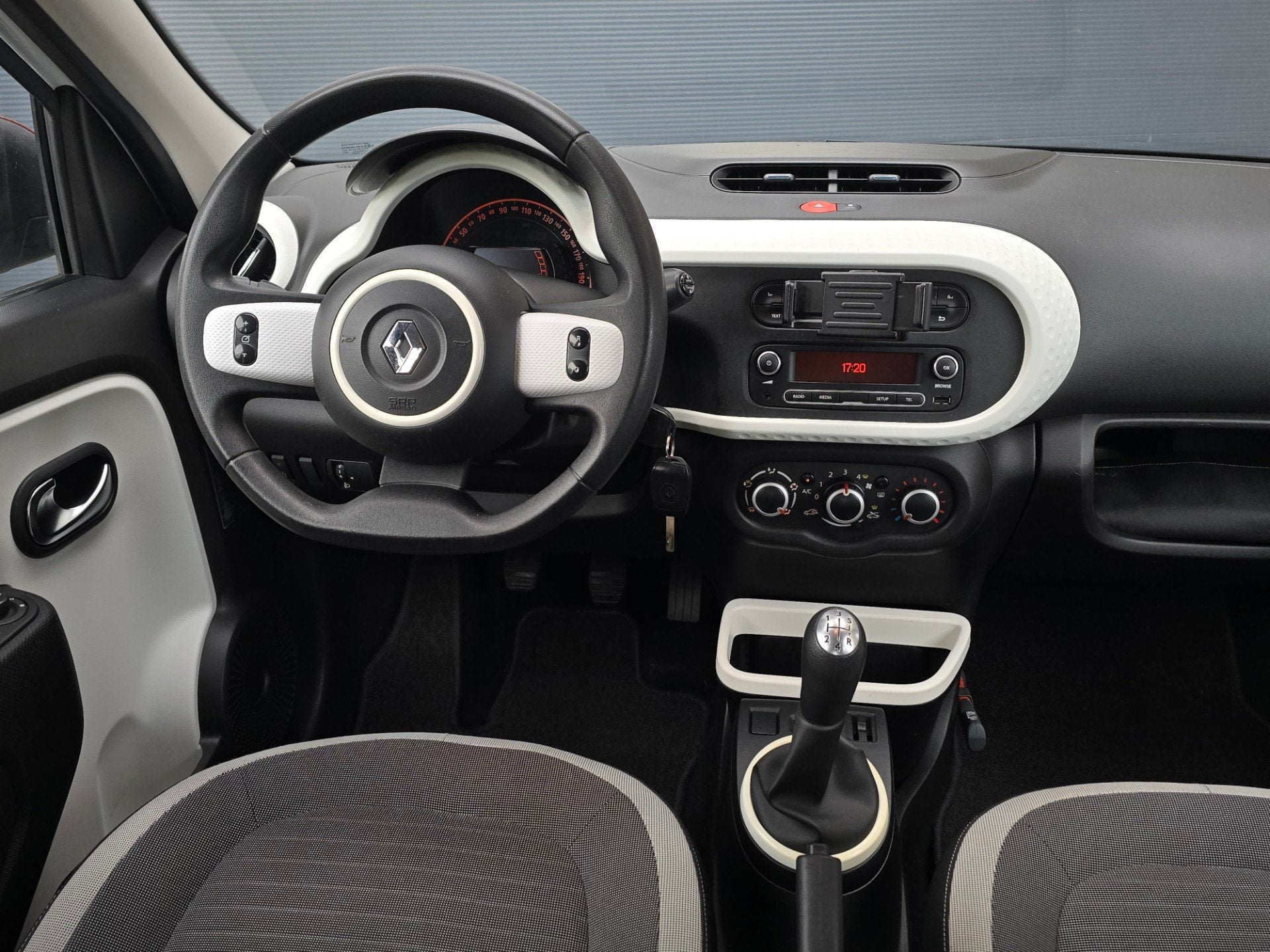 Renault Twingo 1.0 SCe Collection Airco |Cruise |Nap, Gebruikt, Euro 6, 840 kg, 4 stoelen
