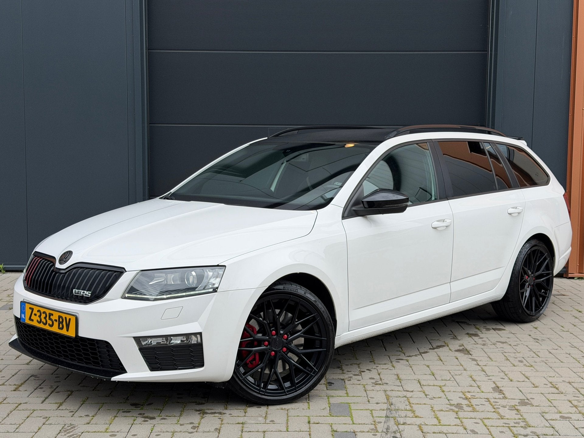 Skoda Octavia 2.0 TSI RS | CarPlay | Stoelverwarming | Clima, Auto's, Skoda, Voorwielaandrijving, Gebruikt, 4 cilinders, 1984 cc
