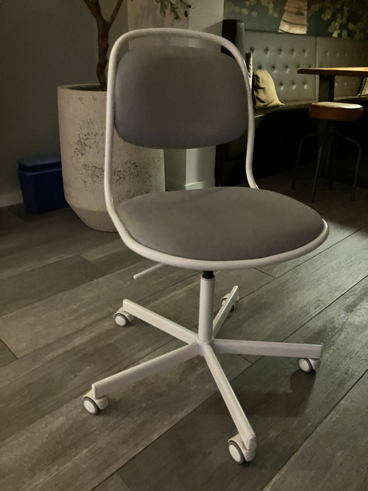 IKEA ÖRFJÄLL Bureaustoel Wit/Lichtgrijs, Huis en Inrichting, Bureaustoelen, Ophalen, Zo goed als nieuw, Grijs, Bureaustoel