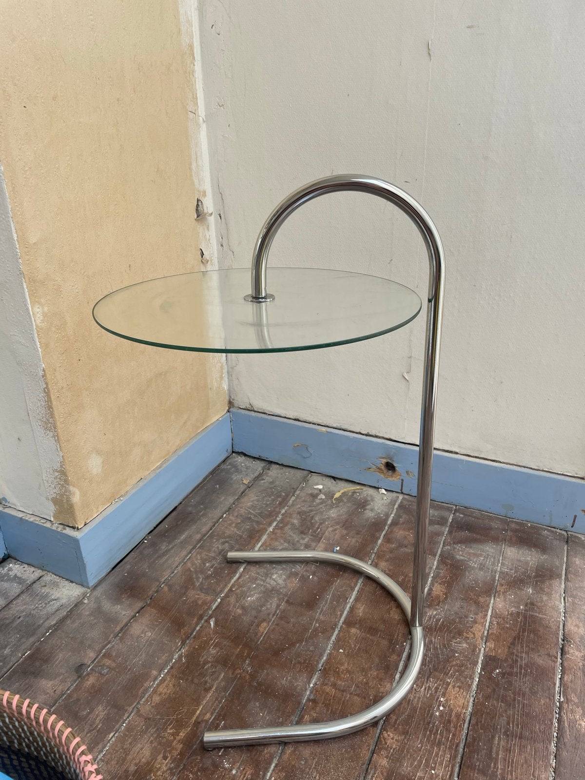 Vintage IKEA glazen bijzettafel met chromen frame, Ophalen, Minder dan 55 cm, Gebruikt, Rond
