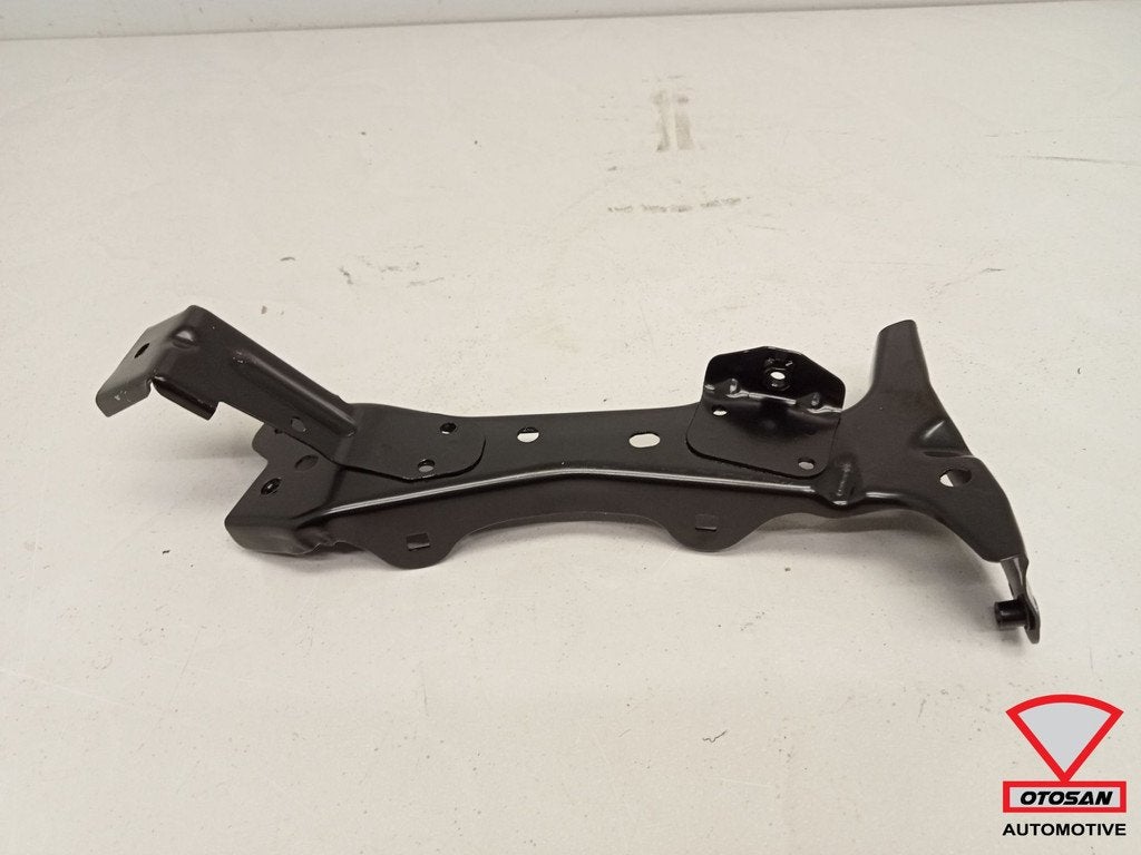 Audi A3 8V 2012+ Zijscherm Houder Rechts Voor, Gebruikt, AUDI AG, Auto-Union-Strasse 1
85045  Ingolstadt, DE, Kundenbetreuung@audi.de