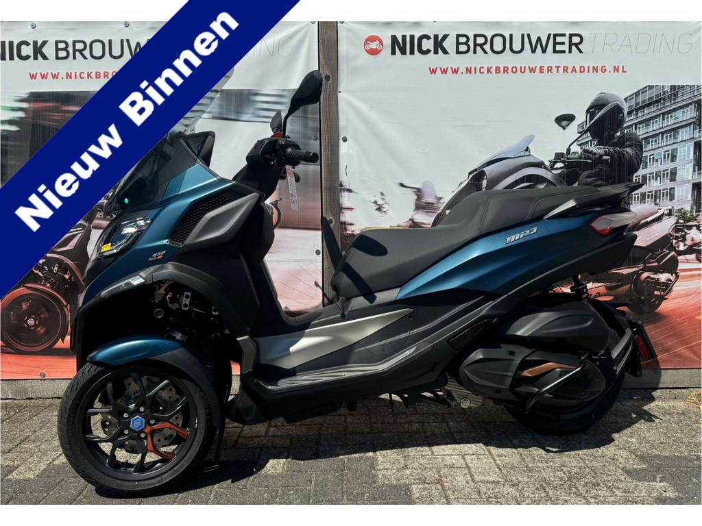 Piaggio MP3 530 HPE Exclusive (bj 2025), Traction Control, 530 cc, Bedrijf, Overig