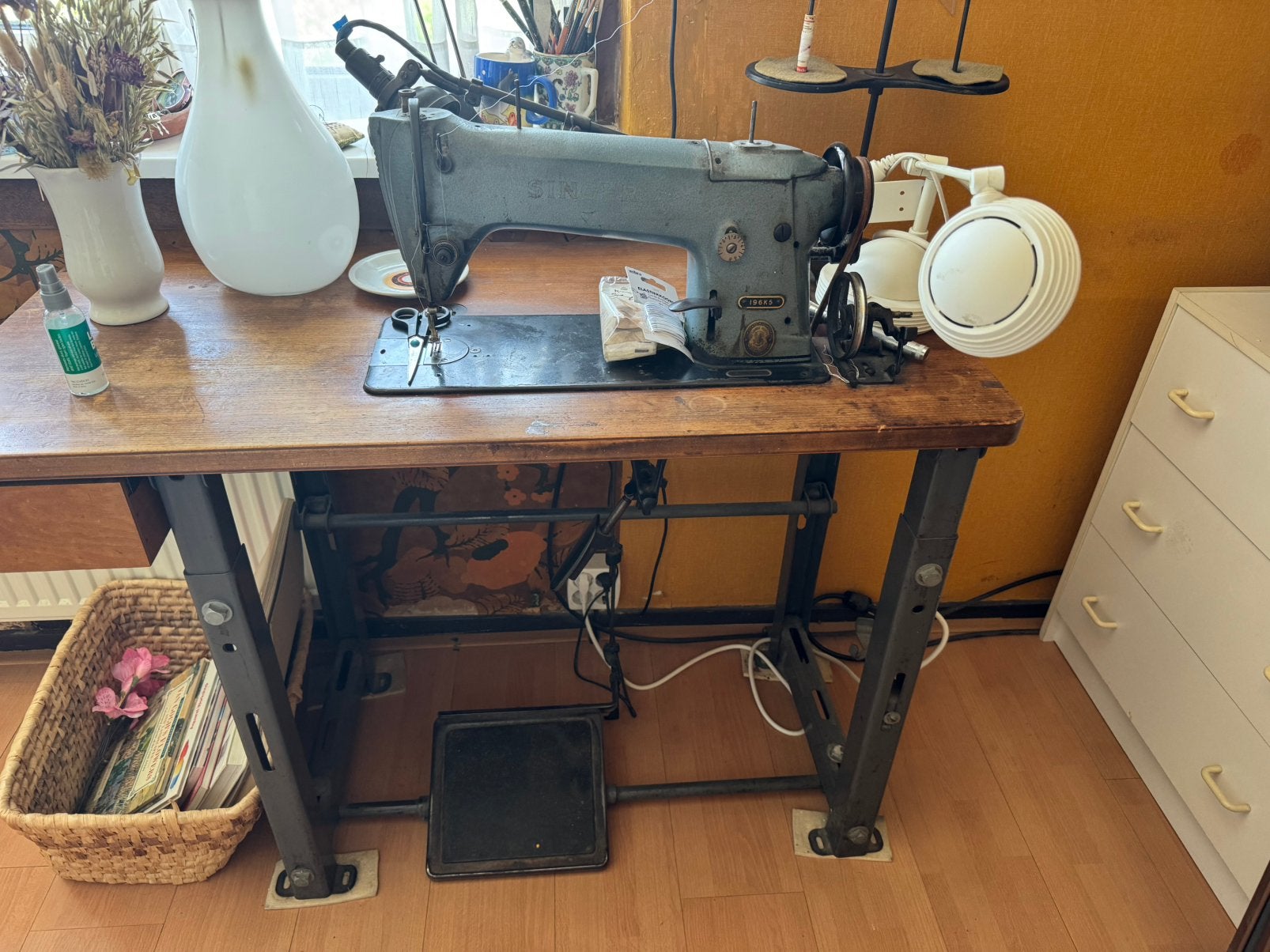 Industriële Vintage Singer Naaimachine - Model 196K5, Ophalen of Verzenden