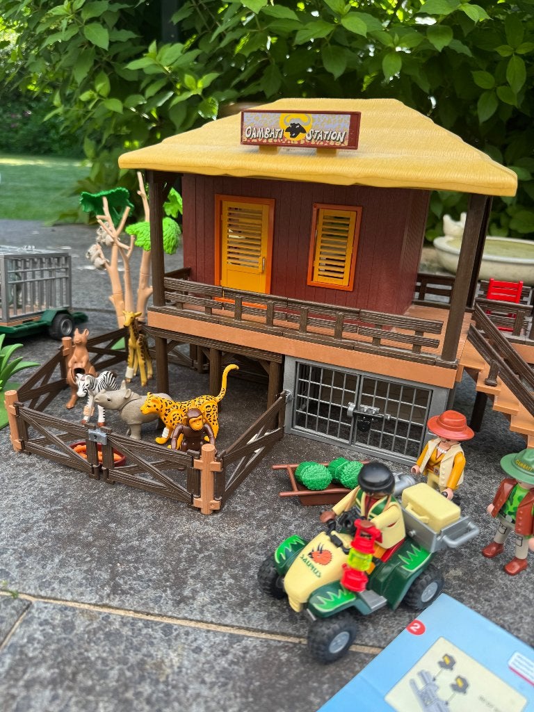 Playmobil safarihuis met wilde dieren, Kinderen en Baby's, Speelgoed | Playmobil, Ophalen, Gebruikt, Gebouw, Complete set